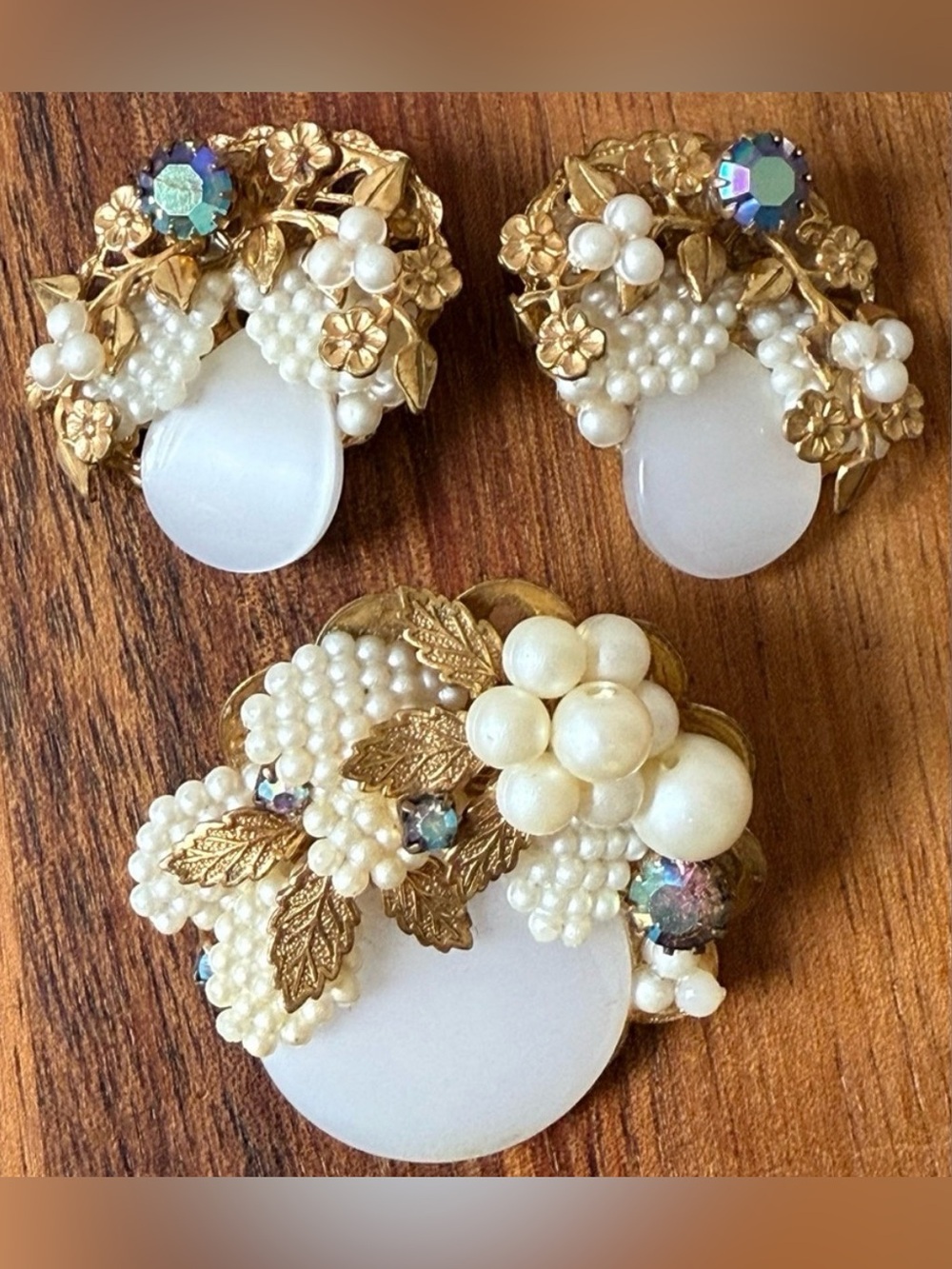 Vintage Brooch Clip On Earrings Demi Parure Beaded Filigree VTG Set Faux Pearl